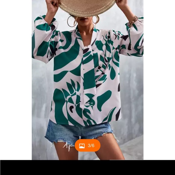 La Mode Pattern Blouse NWT - Picture 2 of 10